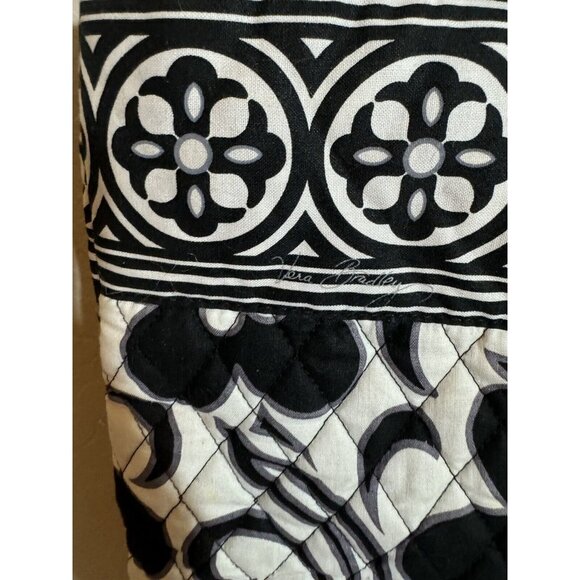 Vera Bradley Tote Night and Day Bag retired pattern - Picture 5 of 5